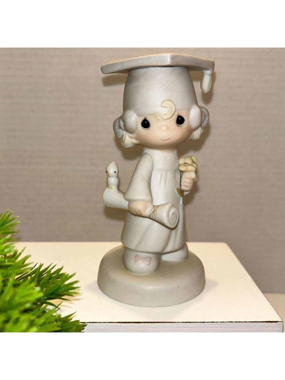 Precious Moments "The Lord Bless You and Keep You" figurine